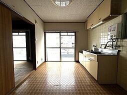 居間