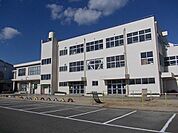 鳴門市立鳴門市第一小学校まで573ｍ