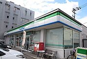 ファミリーマート徳島佐古一番町店まで542ｍ
