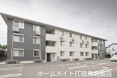 外観:外観写真(昼) 外観:外観写真(昼)