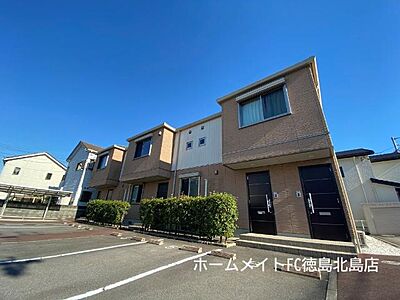外観:外観写真(昼) 外観:外観写真(昼)
