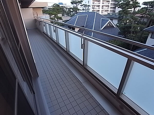 シャーメゾンガーデンズ芦屋平田町 ｜兵庫県芦屋市平田町(賃貸マンション2LDK・3階・77.40㎡)の写真 その10