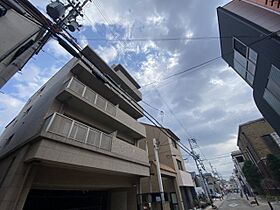 カサデフェリス  ｜ 兵庫県芦屋市茶屋之町7-13（賃貸マンション1LDK・2階・45.81㎡） その1