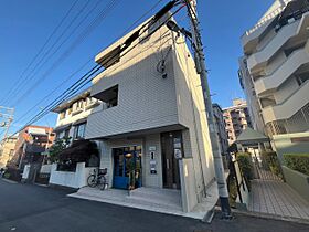 オリヴィエ岡本  ｜ 兵庫県神戸市東灘区本山北町3丁目7-17（賃貸アパート1K・3階・28.47㎡） その1