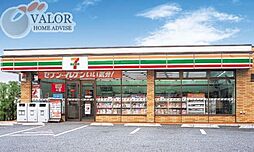 セブンイレブン大田区東六郷3丁目店 徒歩3分。 210m