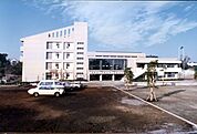 依知中学校 徒歩73分。中学校 5830m