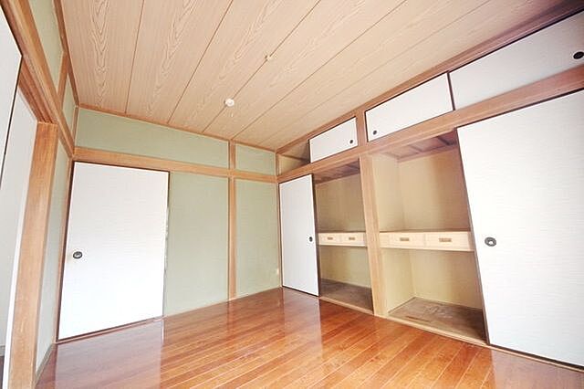寝室