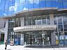 周辺：高槻市立中央図書館の外観