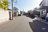 周辺：物件の南西側前面道路（北西側から）［2025年1月18日撮影］