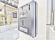 見える安心をカタチにしました。誰が来てもわかる様にモニター付きインターホンを設置。