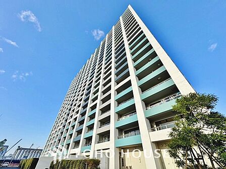 おしゃれな雰囲気や自然の潤い、親しみやすさといった個性を、街に新たな価値を齎し続けることでしょう。