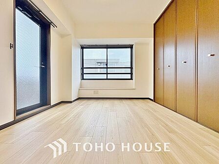 白を基調とした室内は、明るい住空間を造り出すだけでなく、清潔感をもたらしてくれます。