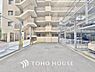 駐車場：近隣の駐車場まで歩く必要がありません。 子どもや高齢者がいる世帯では、駐車場から自宅までの距離が短い方が便利でしょう。 また、重い荷物を運ぶ距離も短くなるため、気軽に買い物を楽しめます。