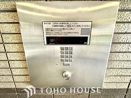 住民以外の立ち入りが難しいため、オートロック付き物件は防犯面で優れているといわれています。