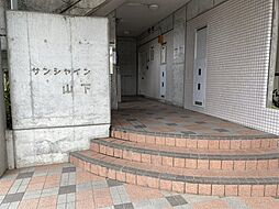 6 / 13