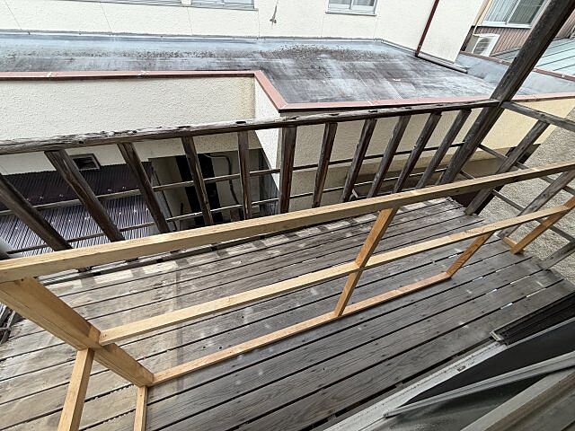 バルコニー