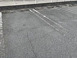 4 / 4