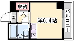 アーバンおの 2階