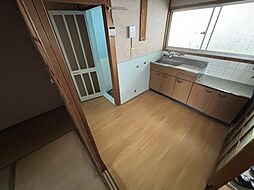 居間