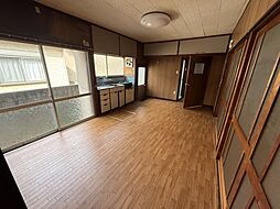 居間