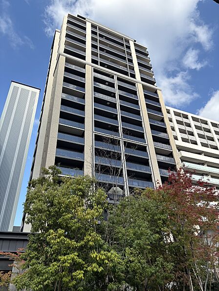 2024年築マンション「グランドメゾン大手門ザ・レジデンス」の11階部分のお部屋です。