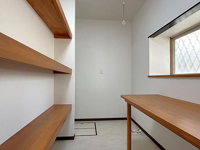 室内 熊本市南区城南町東阿高1243-31