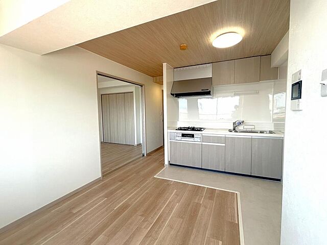 リビング/ダイニング コスモ前橋昭和町 5階/-