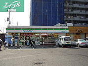 ファミリーマート老松店（コンビニ） 760m