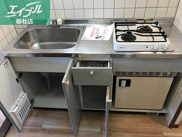 キッチン