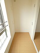 ※間取りが反転タイプのお部屋のお写真です。