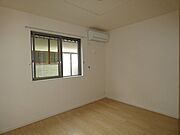 ※間取りが反転タイプのお部屋のお写真です。