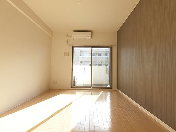 レジュールアッシュ江坂 ｜大阪府吹田市南金田2丁目(賃貸マンション1K・7階・24.34㎡)の写真 その6