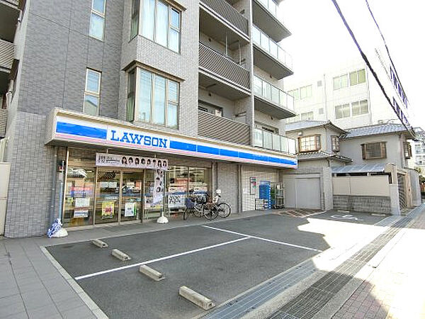 画像24:【コンビニエンスストア】ローソン 吹田豊津中学校前店まで250ｍ