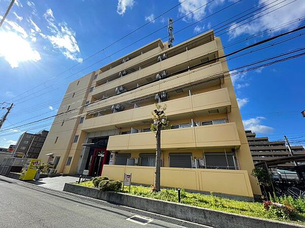 グランコート江坂 ｜大阪府吹田市江坂町2丁目(賃貸マンション1K・5階・22.50㎡)の写真 その1