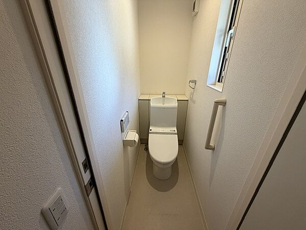 トイレを拡大表示