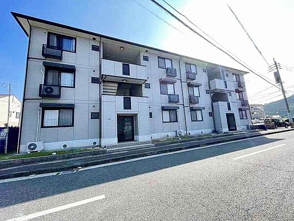 リベルテS　B棟 202｜福岡県北九州市小倉南区南方３丁目(賃貸アパート2LDK・2階・56.00㎡)の写真 その1