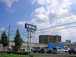 スーパーセンタートライアル 北九州空港バイパス店（860m）