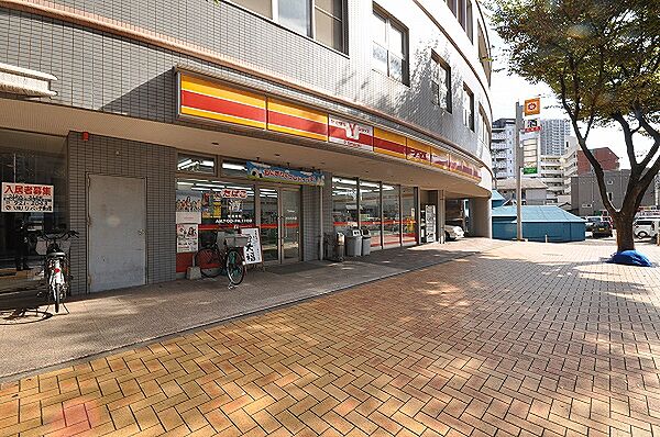 トーマスタワー