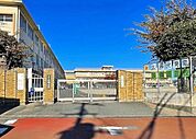 ☆北九州市立日明小学校（830m）