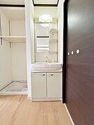 ★シャワー付き洗面台★