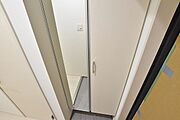 ★トールタイプシューズBOXなので棚を外せばブーツも置けますね♪★