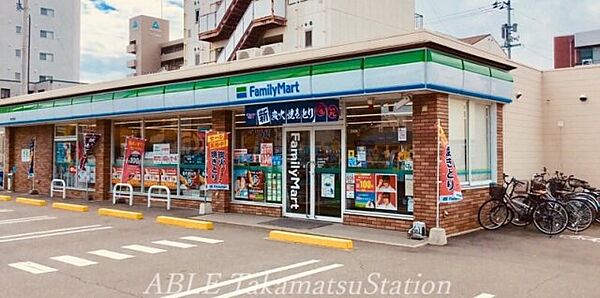 画像18:ファミリーマート高松昭和店 294m