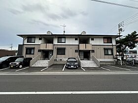 グレイス前田　北棟102 102 ｜ 香川県高松市伏石町2137-1（賃貸アパート2LDK・1階・55.20㎡） その1