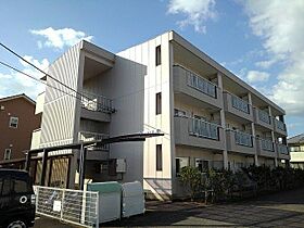 ロイヤル泉 302 ｜ 香川県高松市鬼無町佐料56番地2（賃貸マンション2LDK・3階・55.39㎡） その1