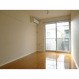 ホワイトフィールド西小山 2階1Kのリビング/ダイニング