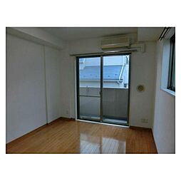 サンテミリオン目黒東山弐番館 1階1Kのリビング/ダイニング