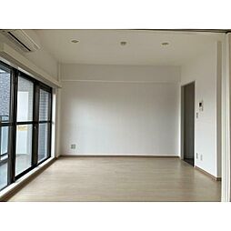 コスモリード雪が谷大塚 6階1LDKのリビング/ダイニング