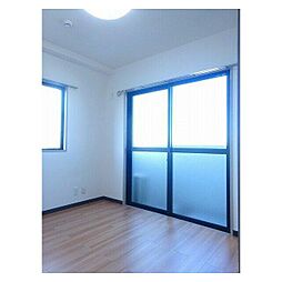 ワールドパレス目黒本町 5階2Kのリビング/ダイニング