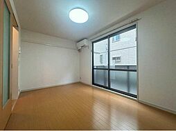 アドニス・コート 1階1Kのリビング/ダイニング