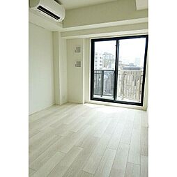 パークアクシス南青山七丁目 4階1LDKのリビング/ダイニング